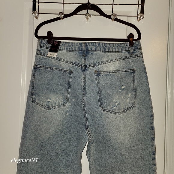 No Boundaries Super High-Rise Straight Leg Light Blue Jeans Sz: 17 - Picture 7 of 9